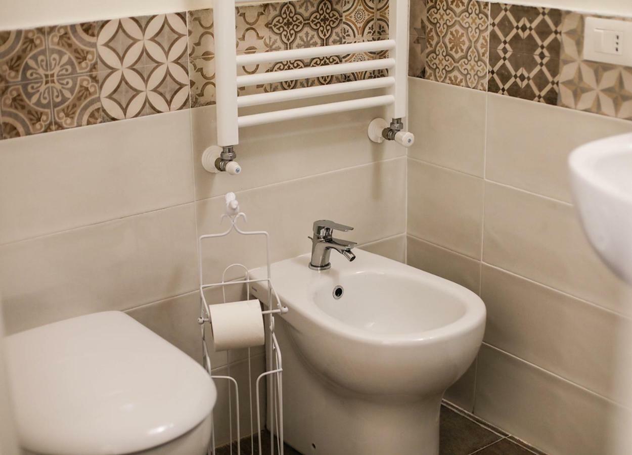 B&B Liolà Patti Ngoại thất bức ảnh
