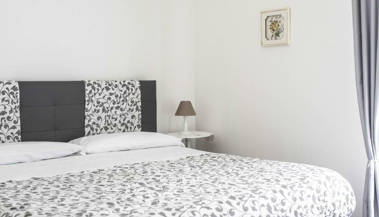B&B Liolà Patti Ngoại thất bức ảnh
