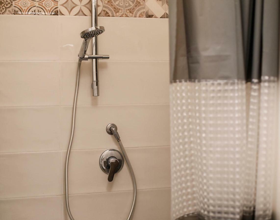 B&B Liolà Patti Ngoại thất bức ảnh