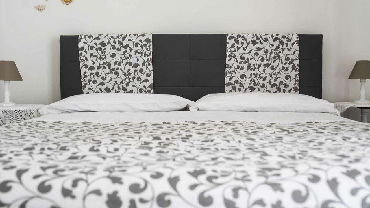 B&B Liolà Patti Ngoại thất bức ảnh